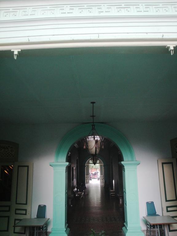 Surakarta  Hotel Trio מראה חיצוני תמונה